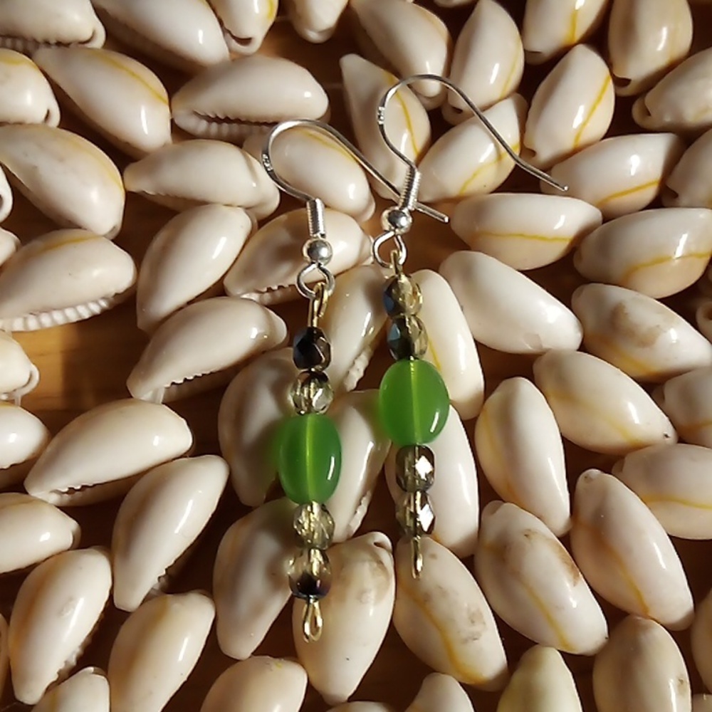 Bargain emporiums hand made elegant artisan Alaskan jewelry